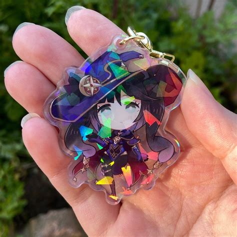 Mona Charm .